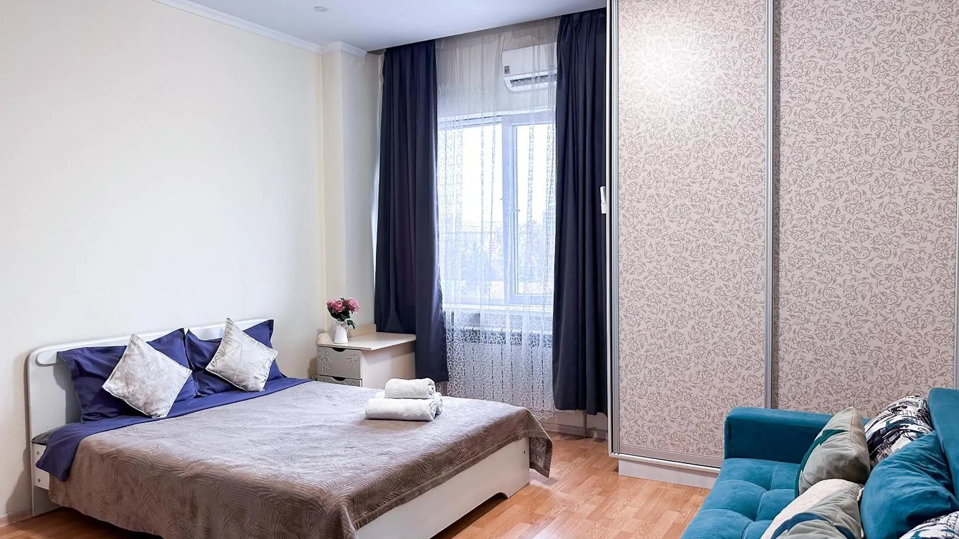 Apartment Светлая 1-Комнатная Квартира В Городе Almaty